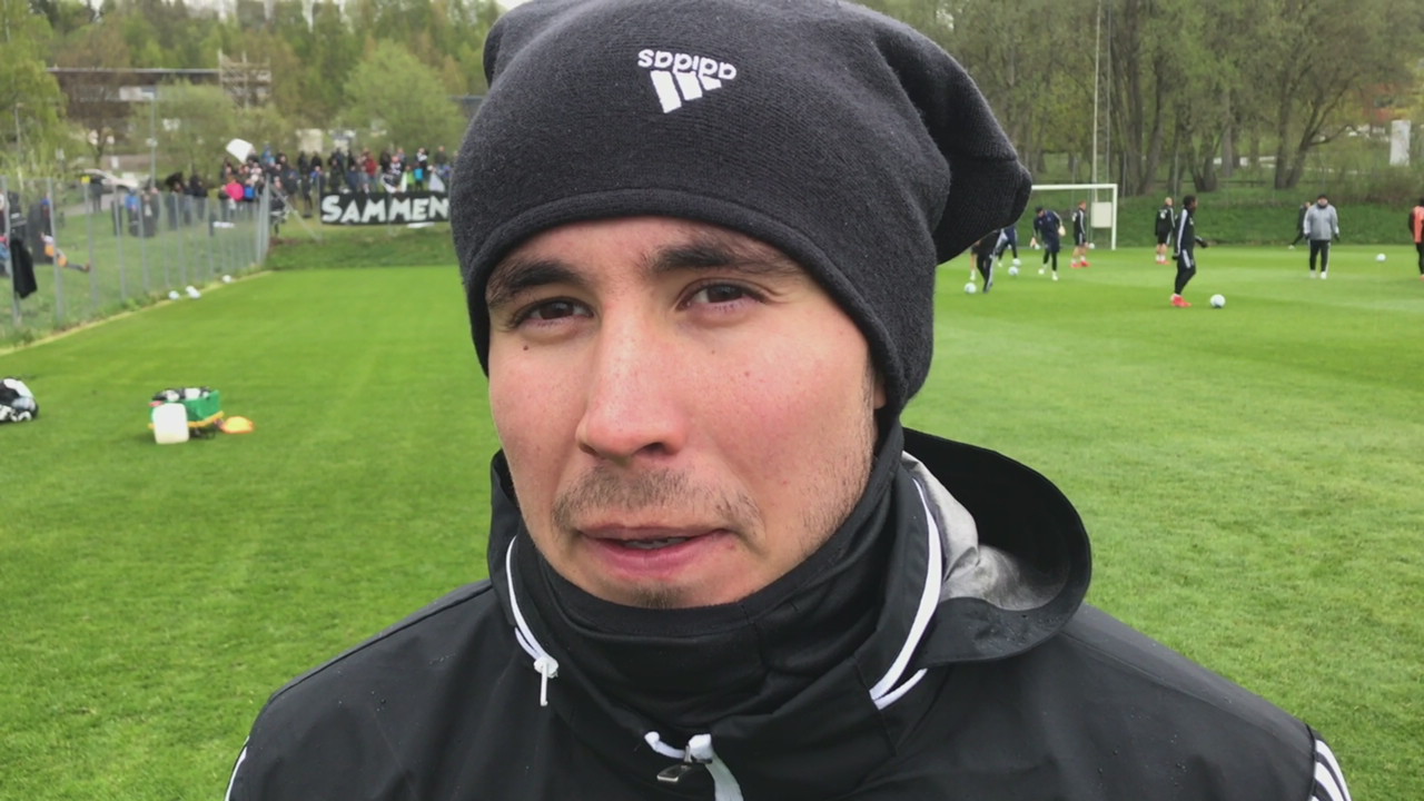 - Vi må starte klatringen nå